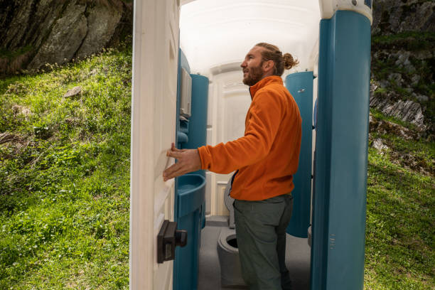 Best Portable bathroom rental  in Lake Goodwin, WA